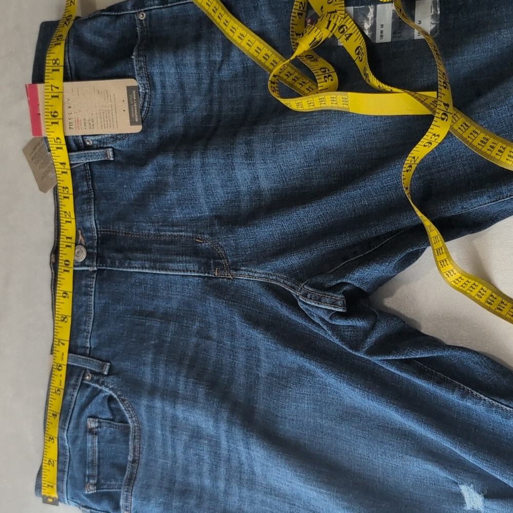 Size 18W 711 Levi Strauss & Co Skinny  Jeans  NWT ! - Picture 13 of 14